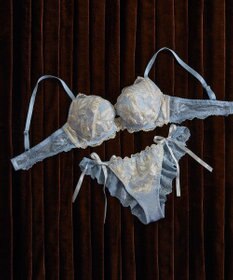 une nana cool 箔プリントレースがキラキラ クリスマス リボンソング