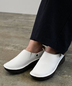 Pointer 本革2WAYサボサンダル