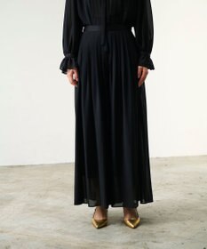 GRACE CONTINENTAL シアープリーツパンツ