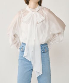 GRACE CONTINENTAL シアーボウタイブラウス