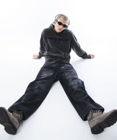 WEGO 【ユニセックス着用ITEM】コンパクトフィットロゴプルパーカー