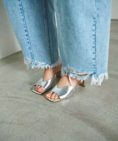 GRACE CONTINENTAL FABIO RUSCONI メタリックミュール