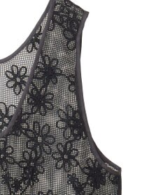 earth music&ecology コード刺繍ベスト