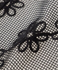 earth music&ecology コード刺繍ベスト