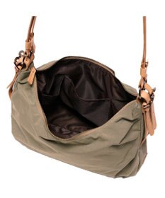 Regalo Felice 【A4サイズ対応 / たっぷり大容量】ショルダー中 / REGALO