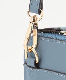 LA BAGAGERIE レザーステッチ　マルチポシェット