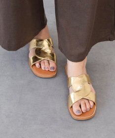 INTER-CHAUSSURES 【FABIO RUSCONI】スクエアトウフラットスライドサンダル