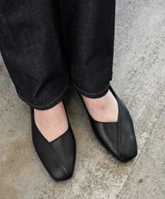 Pointer 日本製 本革Vカットパンプス