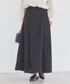 earth music&ecology サテンフレアスカート