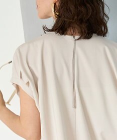 UNFILO BEAUTY FORM タックスリーブTシャツ