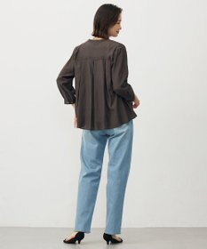 J.PRESS LADIES L 【洗える・速乾・接触冷感】リライムライトローン バックフレア ブラウス