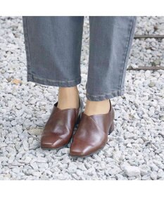 ing <ing>【WEB限定】【サスティナブルシリーズ】甲深デザインパンプス