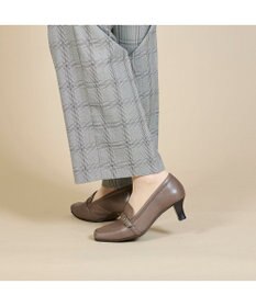 ing <ing>ベルトデザインヒールローファー