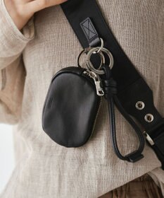 russet カラビナ付き ソフトレザー横長ポーチ(Z-218)