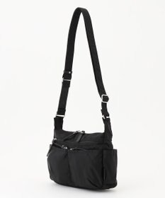 Y'SACCS トリプルポケットベーシックショルダー