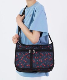 LeSportsac DELUXE EVERYDAY BAG/クラシカルチェリー
