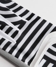 ORuKuBET GOLF - KORURI (WOMEN)【両手用】【全天候型・吸汗速乾性・UVカット】