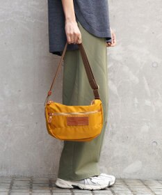 FOLNA RD ユニセックスナイロン ショルダー M-SIZE