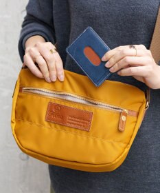 FOLNA RD ユニセックスナイロン ショルダー M-SIZE