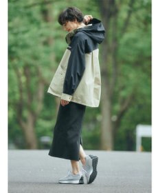 AMERICAN HOLIC ＦＩＲＳＴ　ＤＯＷＮ　バックフレアマウンテンパーカー