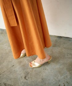 GRACE CONTINENTAL リネンタッチタックフレアスカート