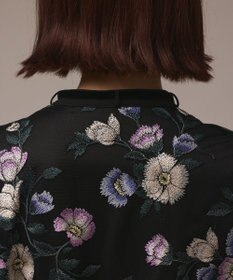 GRACE CONTINENTAL マルチ刺繍フレアワンピース