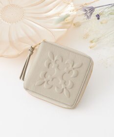 russet エンボスモノグラムラウンドウォレット(SO-431)