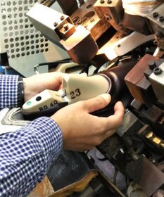 nouvelleRobe Oū 【本革・高反発】Pointed ポインテッドトゥ 型押しバレエシューズ
