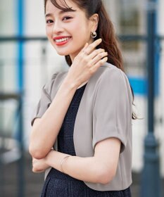 Tiaclasse 【洗える】大人上品なタックパフスリーブボレロ