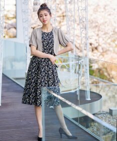 Tiaclasse 【洗える】大人上品なタックパフスリーブボレロ