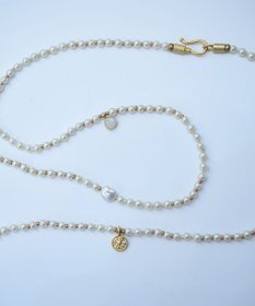 monshiro 【2WAY】ムーンストーンチャーム×ガラスパールロング ネックレス