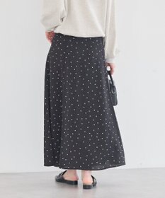 earth music&ecology サテンフレアスカート