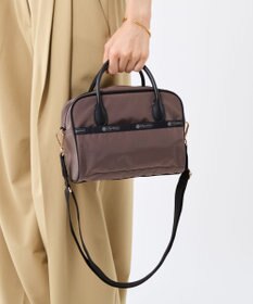 LeSportsac SQUARE TH CROSSBODY/アップタウンダークチョコ/ブラック