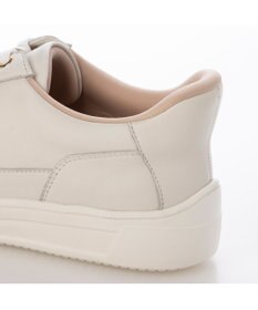 ing <ing>ハンズフリーレースアップスニーカー