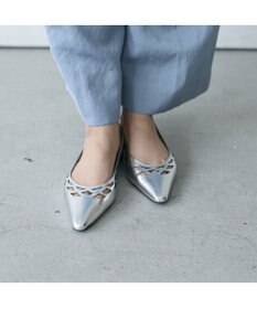 MODE ET JACOMO <carino>レーザーカットフラットパンプス