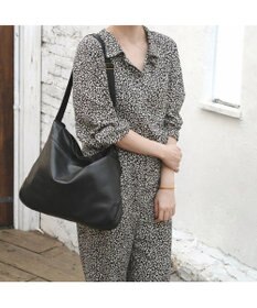 Regalo Felice 【A4サイズ対応 / 機能充実】ショルダー / REGALO