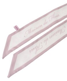 Maison de FLEUR フラワーフレーム柄スカーフ