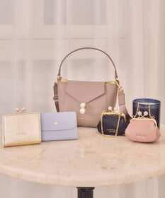 TOCCA POINT OF PEARL BIIFOLOD WALLET 2つ折り財布