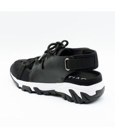 APOM レースアップスニーカーサンダル