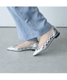 MODE ET JACOMO <carino>レーザーカットフラットパンプス