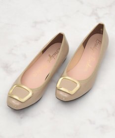 Bridget Birkin 【Bridget Birkin】バックルアクセントレインパンプス