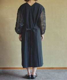 muuc キャッチ袖ワンピース〈日本製〉〈上品な透け感〉〈ベルト付きでAラインも〉〈体型カバー・フリーサイズ〉〈モードな異素材・オーガニックコットン使用〉