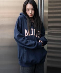 WEGO 【ユニセックス着用ITEM/SMLサイズ展開】グラフィックロゴプルパーカー