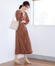 Tiaclasse L 【洗える】シンメトリープリーツワンピース