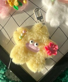 WEGO チェリブロモンスターぬいぐるみキーホルダー