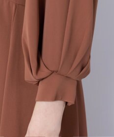 Tiaclasse L 【洗える】シンメトリープリーツワンピース