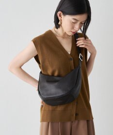 russet ＜ブランド人気No.1ショルダー＞ソフトレザーラウンドショルダーバッグ(CE-1326-WEB)