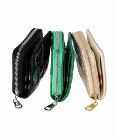 tsumori chisato CARRY tcパッチワーク ラウンドファスナー2つ折り財布