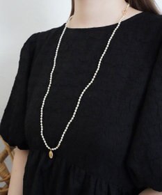 monshiro 【セレモニーにも】スズラングラスパールロングネックレス（メガネチェーンにも）