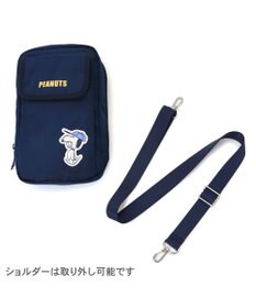 PET PARADISE スヌーピー  お散歩サコッシュ《ファインプレー柄》